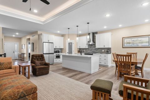 Tiny photo for 1311 Heights Court, Bettendorf, IA 52722 (MLS # 12604802)