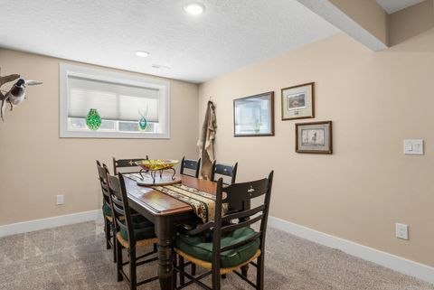 Tiny photo for 1311 Heights Court, Bettendorf, IA 52722 (MLS # 12604802)