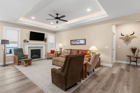 Tiny photo for 1311 Heights Court, Bettendorf, IA 52722 (MLS # 12604802)