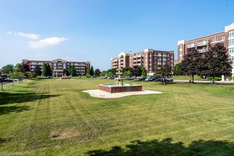 Tiny photo for 7091 W Touhy Avenue #505, Niles, IL 60714 (MLS # 12422600)