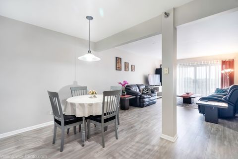 Tiny photo for 7091 W Touhy Avenue #505, Niles, IL 60714 (MLS # 12422600)