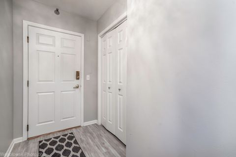 Tiny photo for 7091 W Touhy Avenue #505, Niles, IL 60714 (MLS # 12422600)