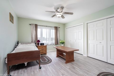 Tiny photo for 7091 W Touhy Avenue #505, Niles, IL 60714 (MLS # 12422600)