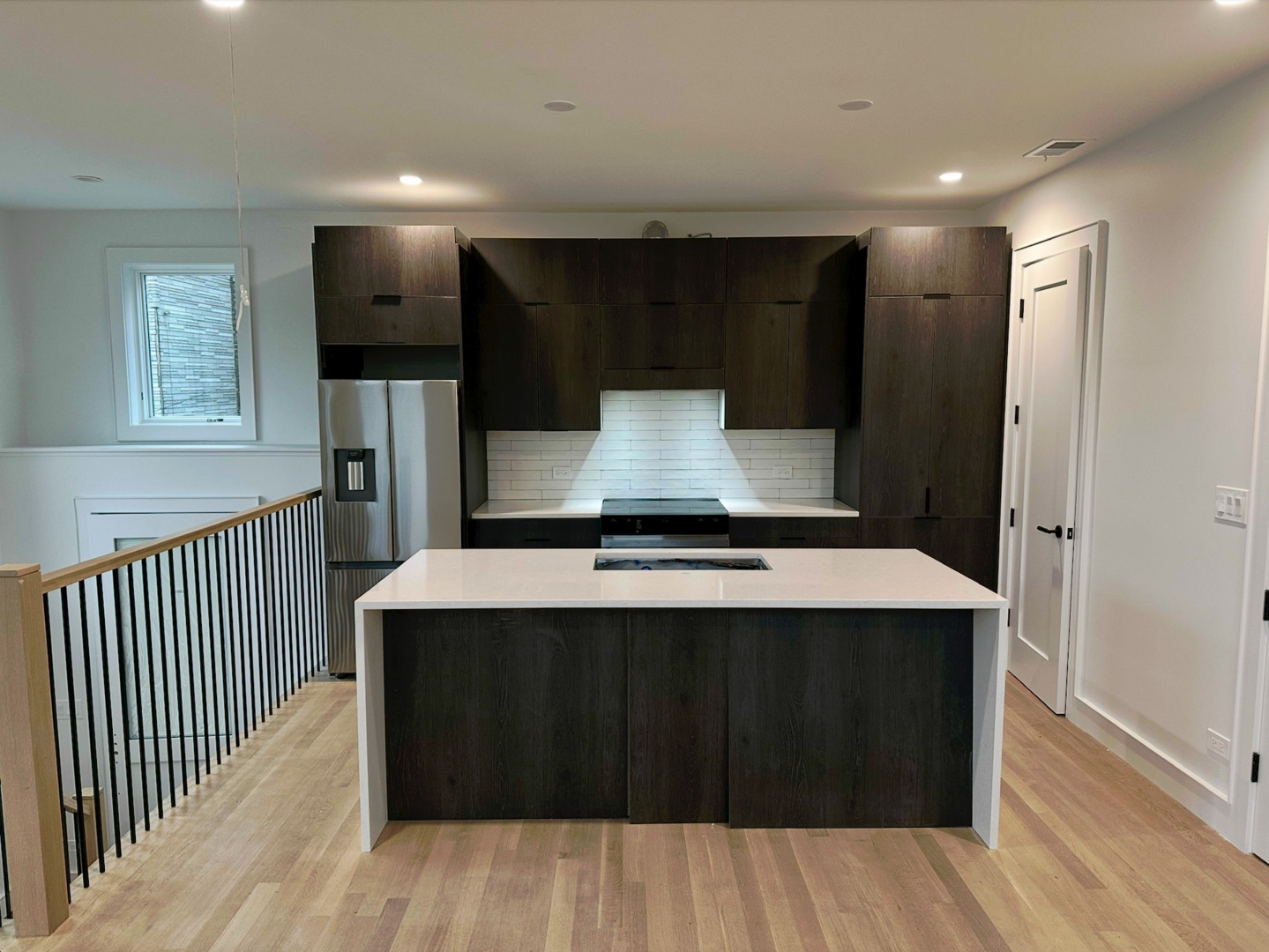 4243 N Damen Avenue CH