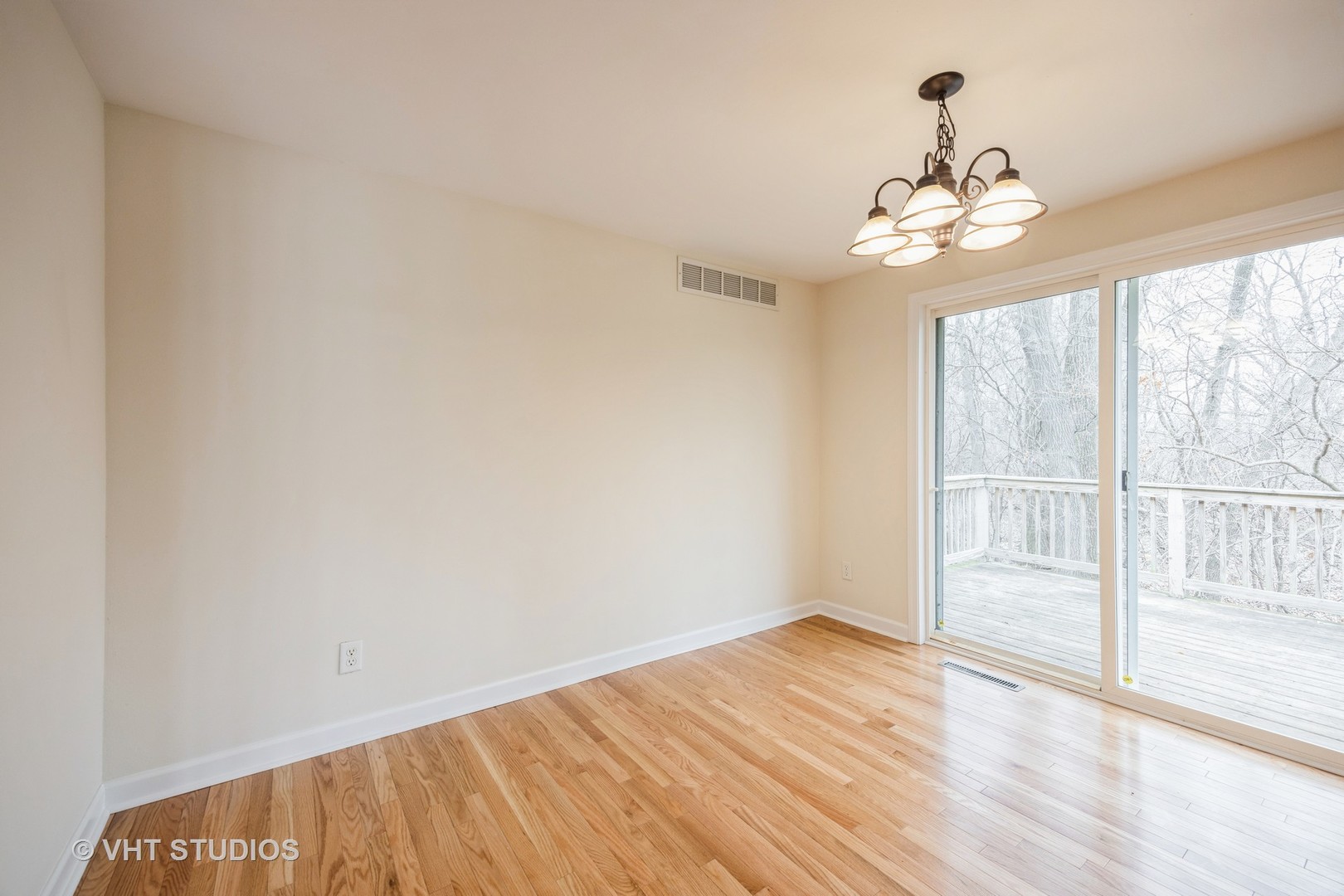 7702 Wonder View Drive