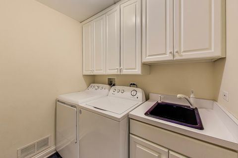 Tiny photo for 17602 W Knollwood Court, Grayslake, IL 60030 (MLS # 12484574)