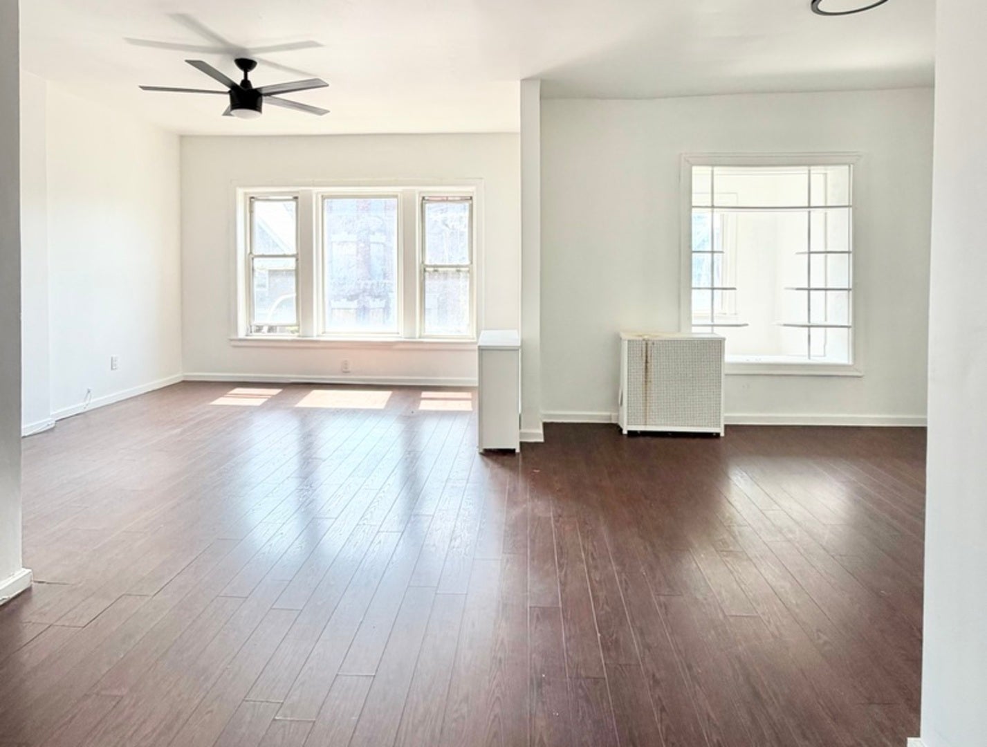 1526 E 65th Place