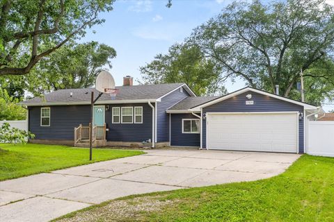 Photo of 15824 S Collins Drive, Plainfield, IL 60544 (MLS # 12453038)