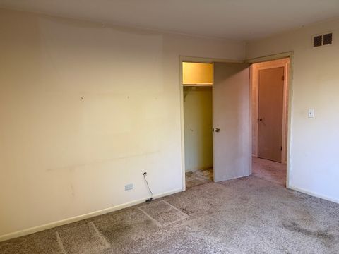Tiny photo for 6247 N Kilpatrick Avenue, Chicago, IL 60646 (MLS # 12551640)