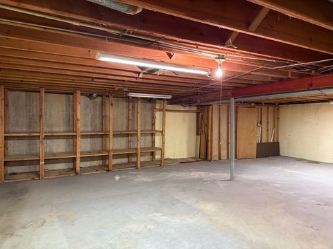 Tiny photo for 6247 N Kilpatrick Avenue, Chicago, IL 60646 (MLS # 12551640)