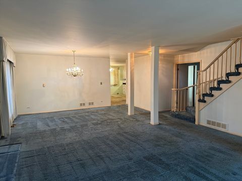 Tiny photo for 6247 N Kilpatrick Avenue, Chicago, IL 60646 (MLS # 12551640)