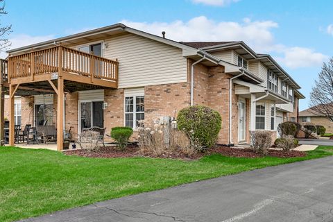 Tiny photo for 8434 Kirby Drive, Tinley Park, IL 60487 (MLS # 12617040)