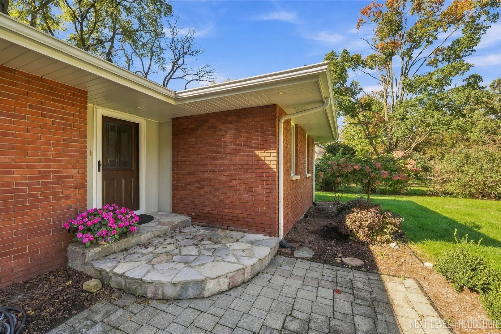 524 Waubonsee Trail