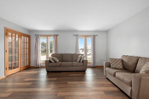 Tiny photo for 520 Hickory Lane, Peotone, IL 60468 (MLS # 12495772)