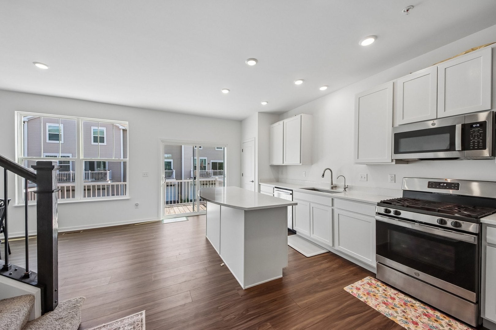 1109 Atterberg Road 4102 - Photo 2