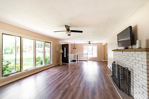Tiny photo for 807 State Street, Yorkville, IL 60560 (MLS # 12487421)