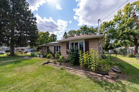 Tiny photo for 807 State Street, Yorkville, IL 60560 (MLS # 12487421)
