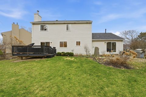 Tiny photo for 830 Longwood Drive, Algonquin, IL 60102 (MLS # 12608747)