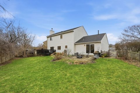 Tiny photo for 830 Longwood Drive, Algonquin, IL 60102 (MLS # 12608747)