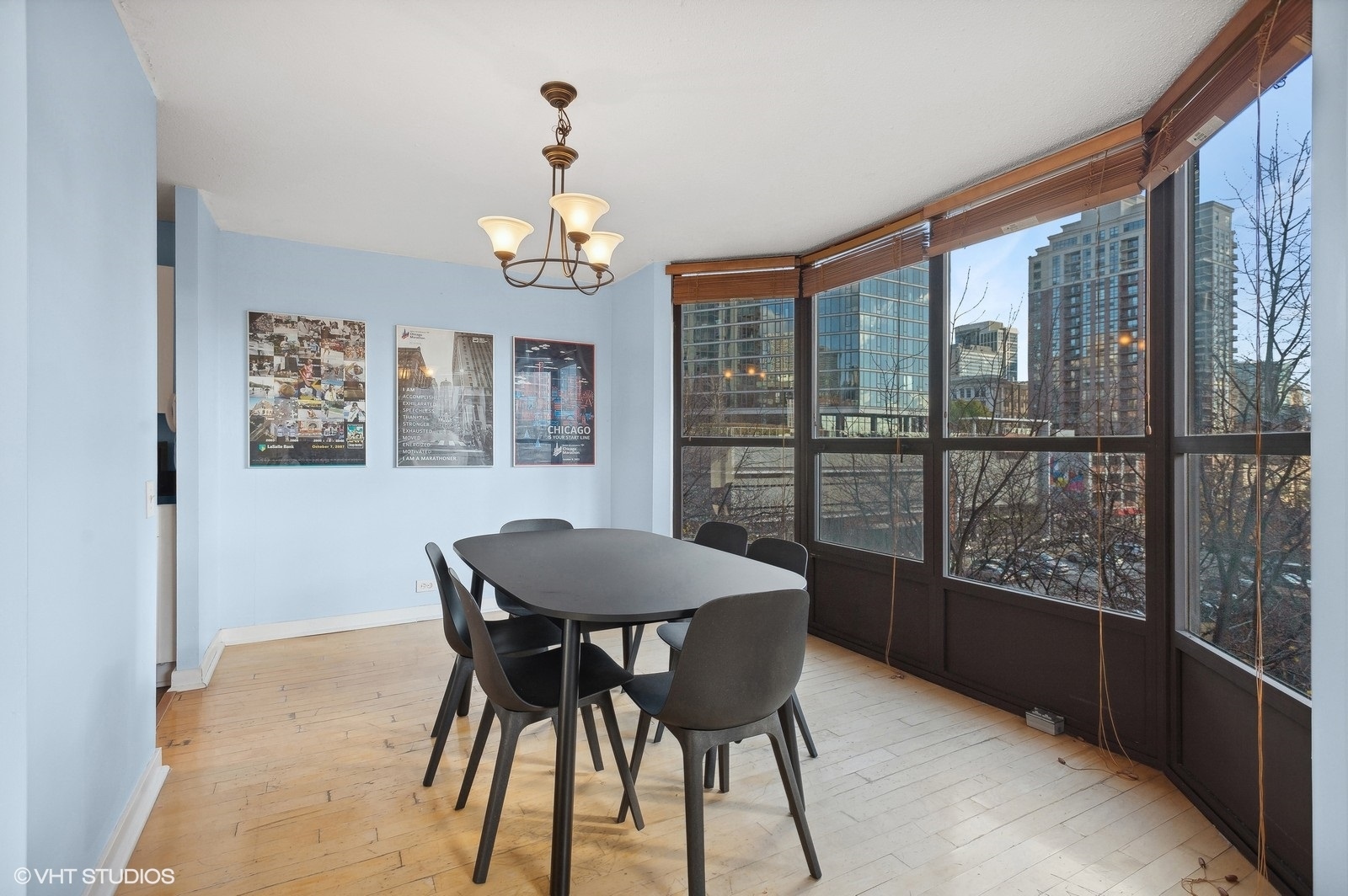 899 S Plymouth Court 404