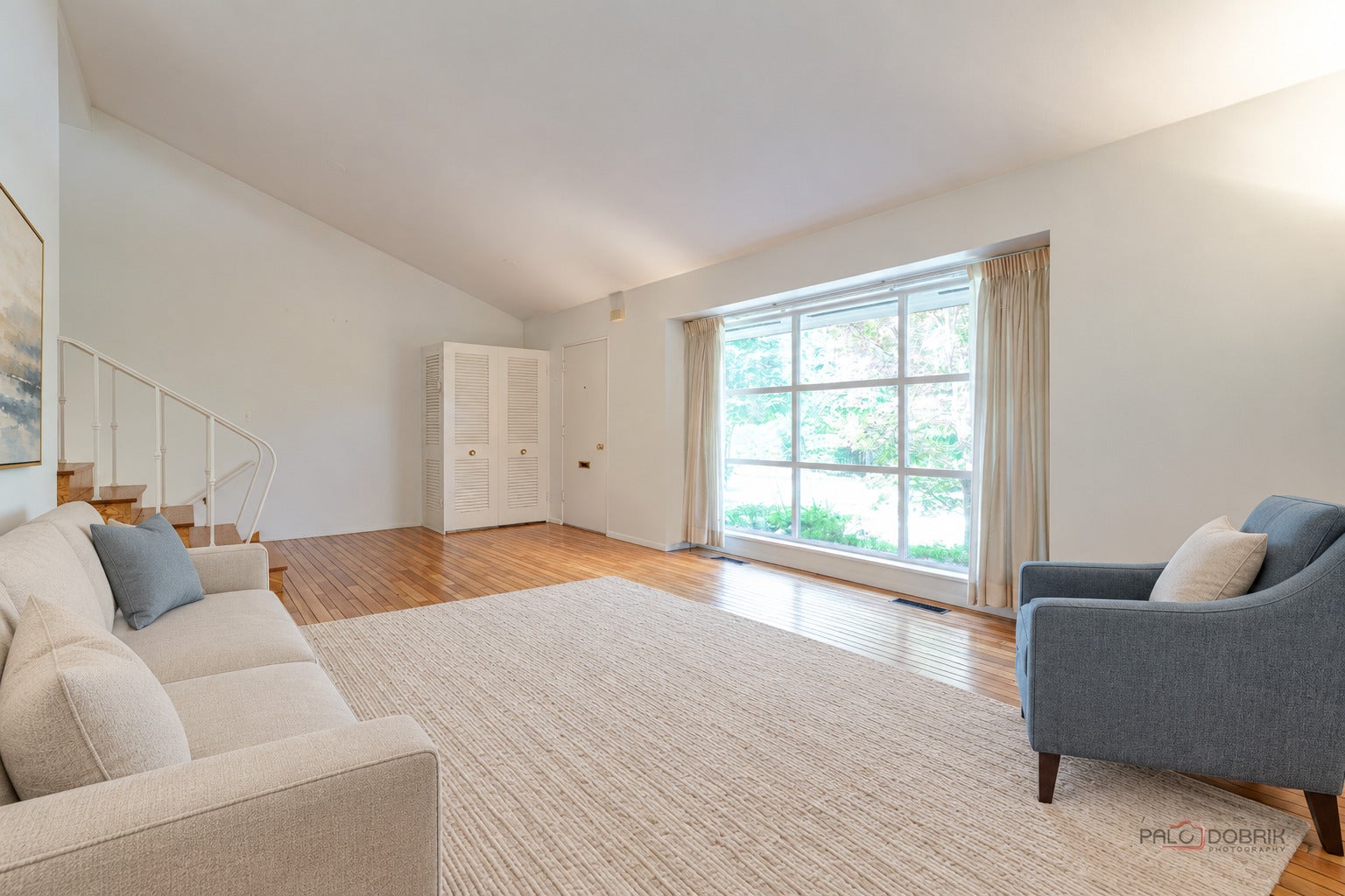 303 Crestwood Village
