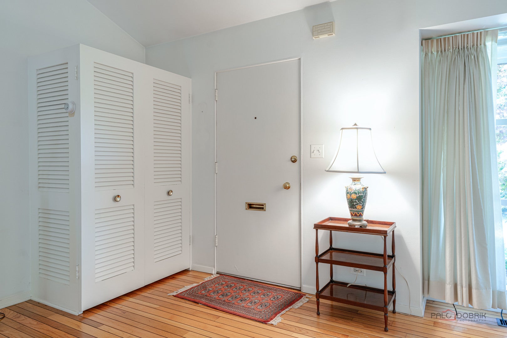 303 Crestwood Village