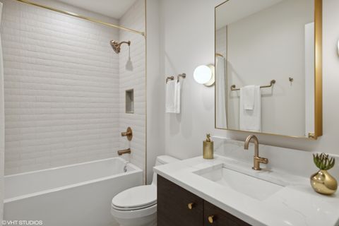 Tiny photo for 450 N Racine Avenue #1, Chicago, IL 60642 (MLS # 12548106)