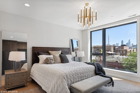 Tiny photo for 450 N Racine Avenue #1, Chicago, IL 60642 (MLS # 12548106)