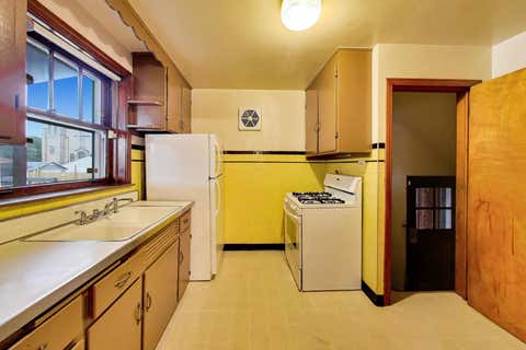 Tiny photo for 4051 W 56th Place, Chicago, IL 60629 (MLS # 12675655)