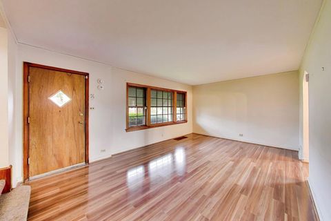 Tiny photo for 4051 W 56th Place, Chicago, IL 60629 (MLS # 12675655)