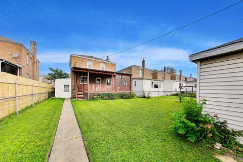 Tiny photo for 4051 W 56th Place, Chicago, IL 60629 (MLS # 12675655)