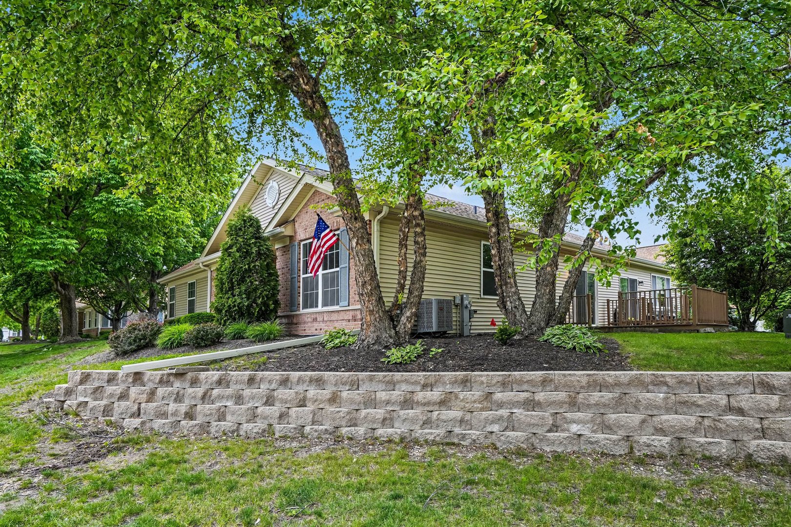 21400 W Juniper Lane