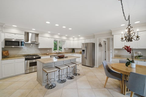 Tiny photo for 25730 N Eagle Drive, Mundelein, IL 60060 (MLS # 12658916)