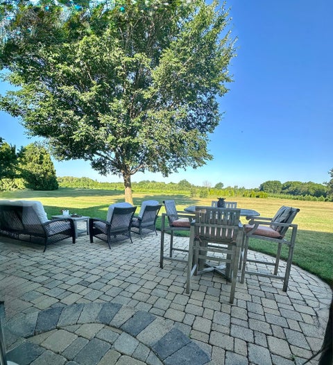 Tiny photo for 25730 N Eagle Drive, Mundelein, IL 60060 (MLS # 12658916)