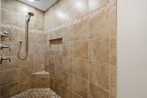 Tiny photo for 25730 N Eagle Drive, Mundelein, IL 60060 (MLS # 12658916)