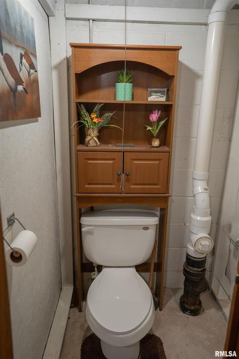 Tiny photo for 615 3RD Avenue, De Witt, IA 52742 (MLS # QC4269067)