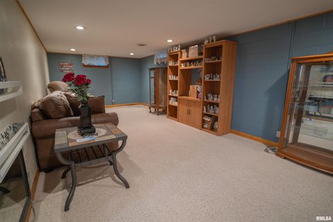 Tiny photo for 615 3RD Avenue, De Witt, IA 52742 (MLS # QC4269067)