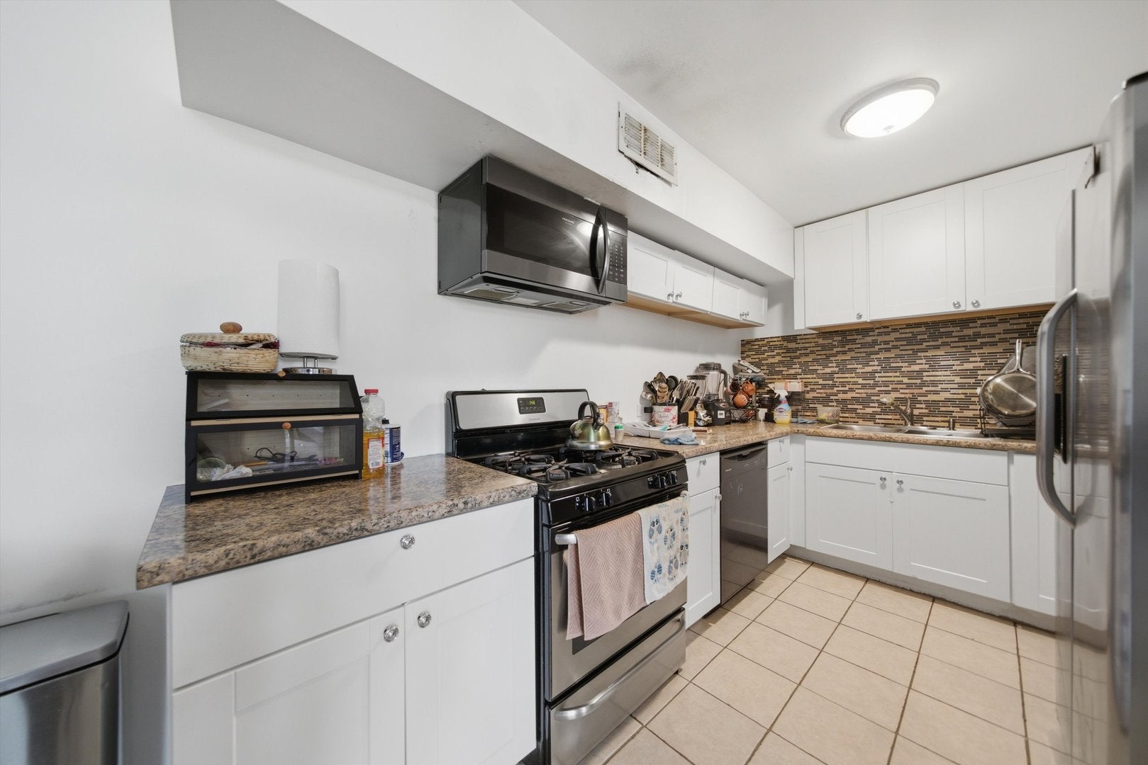 307 E North Avenue
