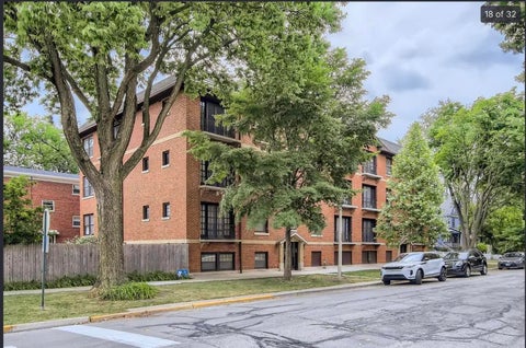 Tiny photo for 104 S Scoville Avenue #3A, Oak Park, IL 60302 (MLS # 12683929)