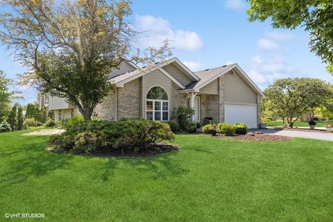 Photo of 10423 Aileen Avenue, Mokena, IL 60448 (MLS # 12700117)