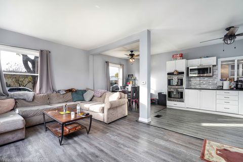 Tiny photo for 8759 S Troy Avenue, Evergreen Park, IL 60805 (MLS # 12512534)