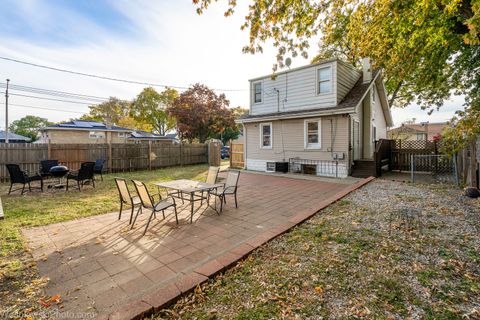 Tiny photo for 8759 S Troy Avenue, Evergreen Park, IL 60805 (MLS # 12512534)