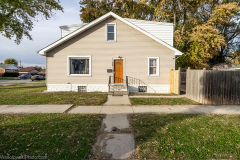 Tiny photo for 8759 S Troy Avenue, Evergreen Park, IL 60805 (MLS # 12512534)