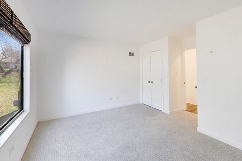 Tiny photo for 83 Thornhill Lane #c, Lake Barrington, IL 60010 (MLS # 12635508)