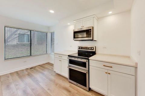 Tiny photo for 83 Thornhill Lane #c, Lake Barrington, IL 60010 (MLS # 12635508)