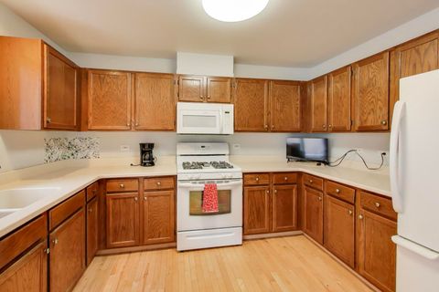 Tiny photo for 35 Elgin Avenue #A, Forest Park, IL 60130 (MLS # 12525044)