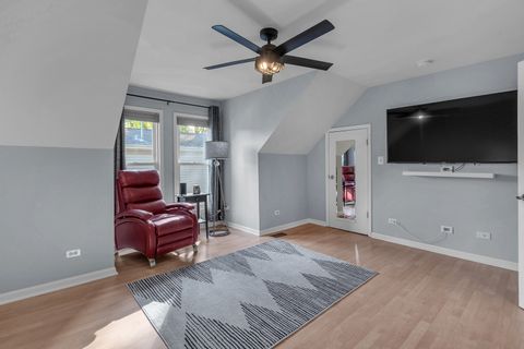 Tiny photo for 1474 Oakwood Avenue, Des Plaines, IL 60016 (MLS # 12487105)