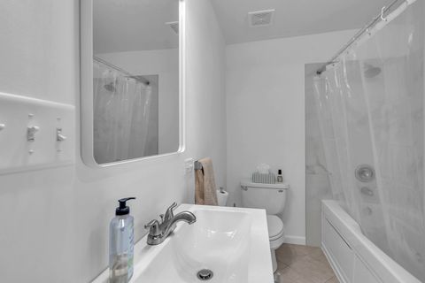 Tiny photo for 1474 Oakwood Avenue, Des Plaines, IL 60016 (MLS # 12487105)