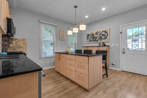 Tiny photo for 1474 Oakwood Avenue, Des Plaines, IL 60016 (MLS # 12487105)