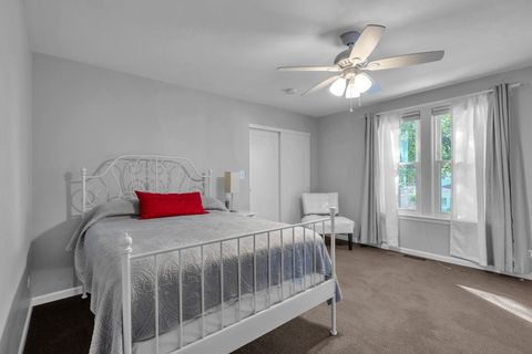 Tiny photo for 1474 Oakwood Avenue, Des Plaines, IL 60016 (MLS # 12487105)